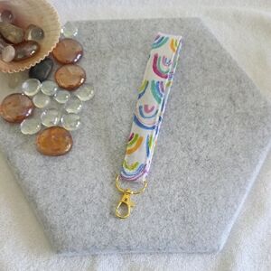Multicolor Patterned Key Holder